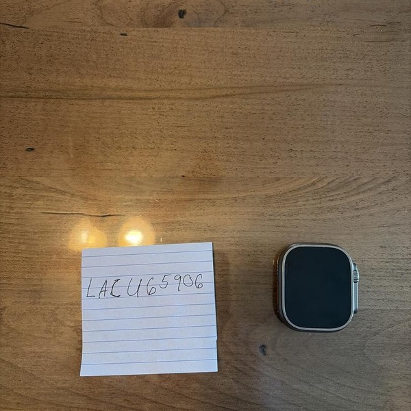 Apple Watch Ultra 2 49mm - Unlocked, Natural, A2986