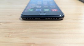 Fair
													Apple iPhone SE 3rd Gen 2022 - Unlocked, Midnight, 64 GB, A2595, photo 4 of 14