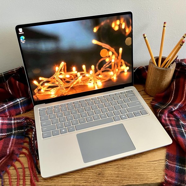 Microsoft Surface Laptop 7 - 512 GB, Platinum, 16 GB, Snapdragon X Plus, 13.8 inch