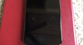 Good
													Google Pixel 8 - Verizon, Obsidian, 128 GB, 8 GB, GKWS6, mmWave 5G, photo 2 of 3