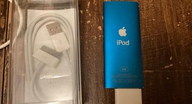 Good
													Apple iPod Nano 4th Gen - Blue, 8 GB, photo 3 of 5