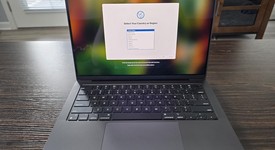 Mint
													MacBook Pro 2024 - 14" - Apple M4, Space Black, 512 GB, 16 GB, photo 1 of 9