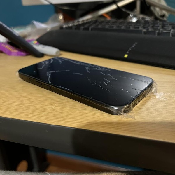 Apple iPhone 15 Pro - Unlocked, 1 TB, Black, A2848