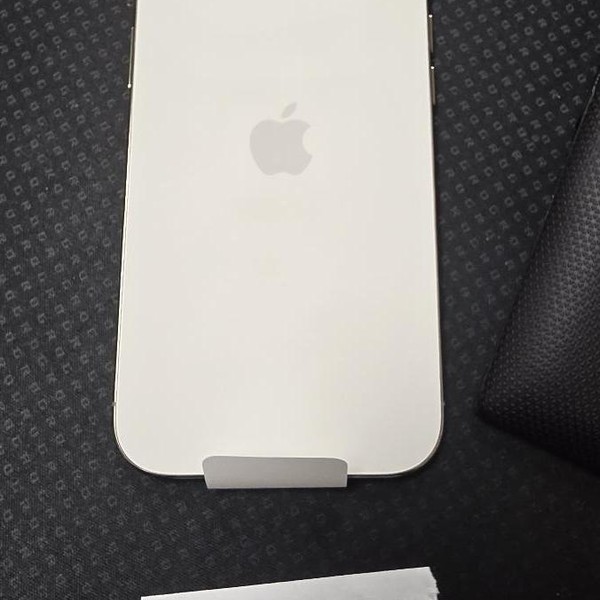 Apple iPhone Air - Unlocked, 256 GB, Light Gold, A3260