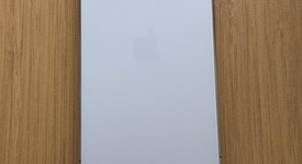 Mint
													Apple iPhone 13 Pro Max - Unlocked Non-US, Gold, 128 GB, A2643, photo 5 of 9