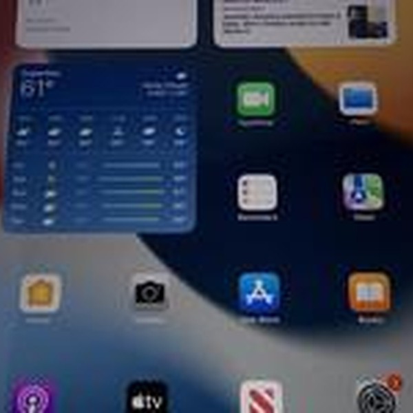 Apple iPad Air 4th Gen - Unlocked, 64 GB, Gray, A2324