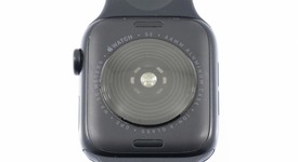 Mint
													Apple Watch SE 2nd Gen 44mm - Unlocked, Midnight, A2727 - Cellular, Aluminum, photo 4 of 8