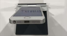 Good
													Apple iPhone SE 1st Gen 2016 - Verizon, Silver, 32 GB, A1662, photo 5 of 6