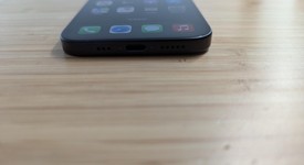 Mint
													Apple iPhone 16 - Unlocked, Black, 128 GB, A3081, photo 3 of 9