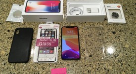 Good
													Apple iPhone X - Verizon, Gray, 64 GB, A1865, photo 1 of 9