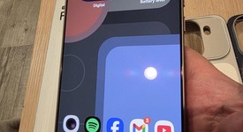 Mint
													Oppo Find X9 Pro - Unlocked Non-US, Titanium Charcoal, 512 GB, 16 GB, photo 3 of 7