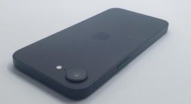 Mint
													Apple iPhone 16e - Boost, Black, 128 GB, A3212, photo 2 of 5