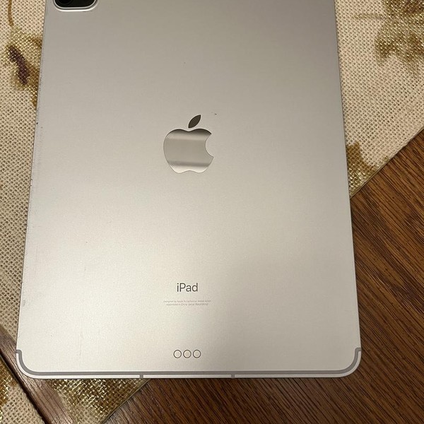 Apple iPad Pro 11 inch 3rd Gen 2021 - Unlocked, 2 TB, Silver