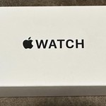 New Apple Watch SE 3rd Gen 40mm - Starlight, A3324 - GPS
