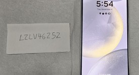 Mint
													Samsung Galaxy S24 - Unlocked, Black, 256 GB, 8 GB, SM-S921U1, photo 1 of 7