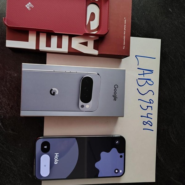 Google Pixel 10 Pro XL - Unlocked, 512 GB, Moonstone, GUL82