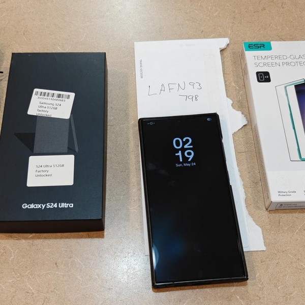 Samsung Galaxy S24 Ultra - Unlocked, 512 GB, Black, 12 GB, SM-S928U1