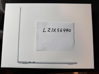 MacBook Air 2025 (M4) - 13"