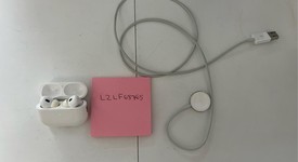 Used
													Apple AirPods Pro 2 - Lightning, photo 1 of 5