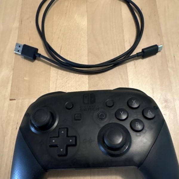 Nintendo Switch Pro Controller - Black