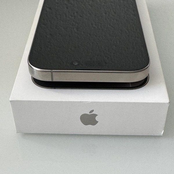 Apple iPhone 16 Pro - Unlocked, 256 GB, Natural, A3083