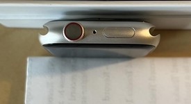 Good
													Apple Watch Series 8 45mm - Unlocked, Silver, A2774 - Cellular, Aluminum, photo 4 of 7
