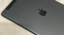 Good
													Apple iPad 9th Gen - Unlocked, Gray, 64 GB, A2603, photo 3 of 7