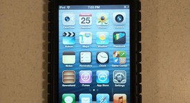 Fair
													Apple iPod Touch 4th Gen - Wi-Fi, Black, 8 GB, photo 2 of 6