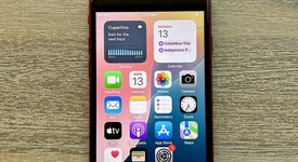 Mint
													Apple iPhone SE 3rd Gen 2022 - Unlocked, Red, 128 GB, A2595, photo 2 of 9