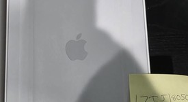 Mint
													Apple iPad 10th Gen - Wi-Fi, Silver, 64 GB, A2696, photo 3 of 5