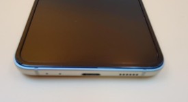 Good
													Samsung Galaxy Z Flip3 5G - Unlocked, Cream, 128 GB, 8 GB, SM-F711U1, photo 2 of 7