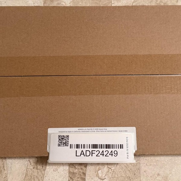 Apple iPad 6th Gen - Wi-Fi, 32 GB, Gray, A1893