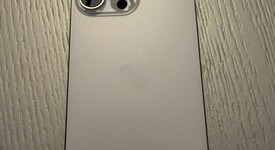 Good
													Apple iPhone 16 Pro Max - AT&T, White, 1 TB, A3084, photo 5 of 9