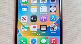 Good
													Apple iPhone 8 - Unlocked, Red, 64 GB, A1905, GSM, photo 1 of 5