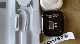 Mint
													Apple Watch Series 10 46mm - Unlocked, Gold, A3003 - Cellular, Titanium, photo 3 of 8