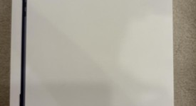 New
													MacBook Air 2025 (M4) - 13" - Apple M4, Midnight, 256 GB, 16 GB, photo 3 of 3