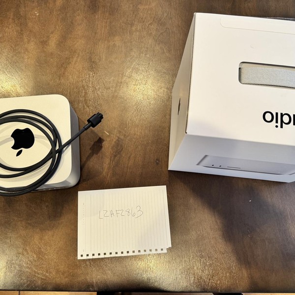 Mac Studio 2023 - 1 TB, 32 GB, Apple M2 Max, 30 Core GPU