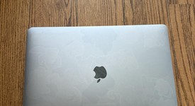 Good
													MacBook Pro 2018 (With Touch Bar) - 15" - I7, Gray, 512 GB, 16 GB, photo 5 of 9