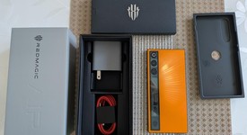 Mint
													REDMAGIC 10 Air - Unlocked, Orange, 512 GB, 16 GB, photo 3 of 7