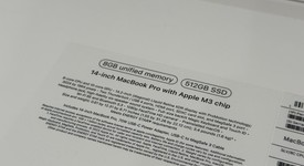 Mint
													MacBook Pro Late 2023 (M3) - 14" - Apple M3, Silver, 512 GB, 8 GB, 10-core GPU, photo 3 of 11