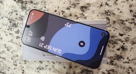 Mint
													Google Pixel 10 Pro XL - Unlocked, Moonstone, 256 GB, GUL82, photo 5 of 9