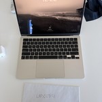 Good MacBook Air 2022 (M2) - 13 inch - Apple M2, Starlight, 1 TB, 24 GB