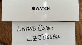 New
													Apple Watch SE 2nd Gen 44mm - Midnight, A2723 - GPS, Aluminum, photo 1 of 3