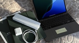 Mint
													Apple iPad Pro 12.9" 6th Gen 2022 - Wi-Fi, Silver, 128 GB, photo 1 of 10