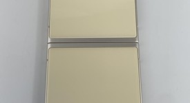 Fair
													Samsung Galaxy Z Flip3 5G - Unlocked, Cream, 256 GB, 8 GB, SM-F711U1, photo 3 of 8