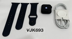 Good
													Apple Watch SE 2nd Gen 40mm - Midnight, A2722 - GPS, Aluminum, photo 1 of 7