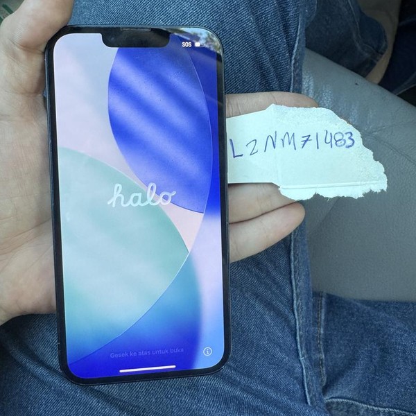 Apple iPhone 16e - Boost, 128 GB, Black, A3212