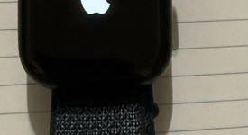 Good
													Apple Watch Series 10 42mm - Unlocked, Black, A3001 - Cellular, Aluminum, photo 4 of 9