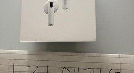 Used
													Apple AirPods 4th Gen - Active Noise Cancellation, photo 5 of 5