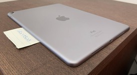 Good
													Apple iPad Pro 9.7" - Wi-Fi, Gray, 32 GB, A1673, photo 5 of 10